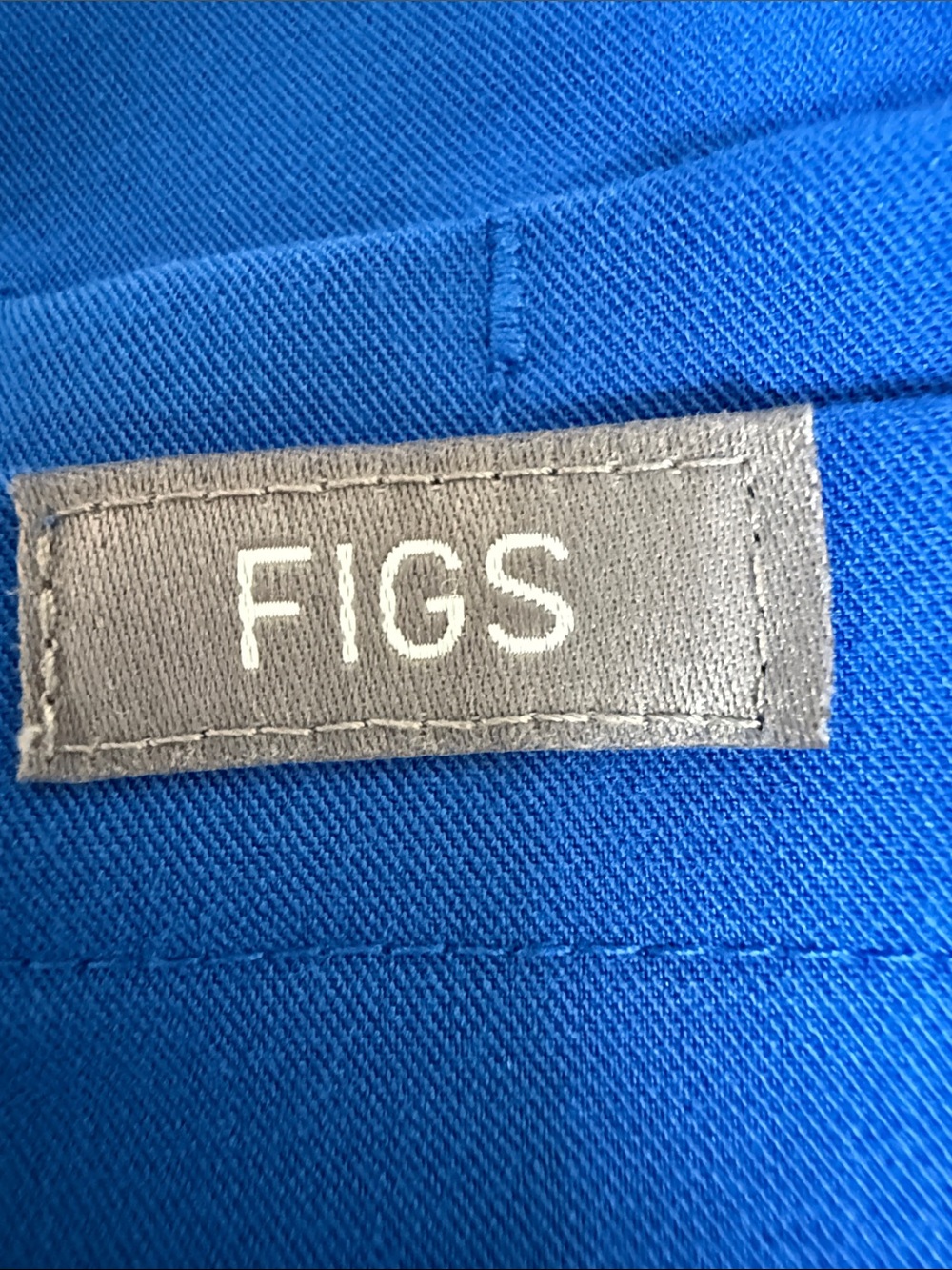 FIGS Men's Royal Blue Scrub Jogger Pants and Top - Picture 3 of 9